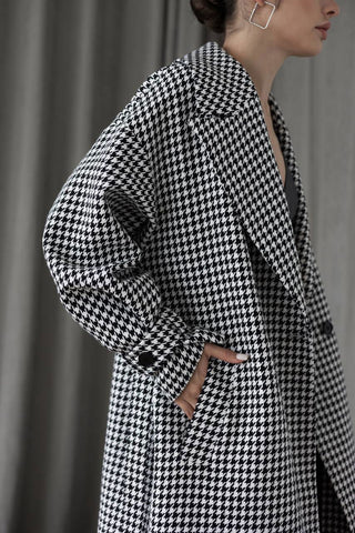 Houndstooth Printed Coat - MONOD